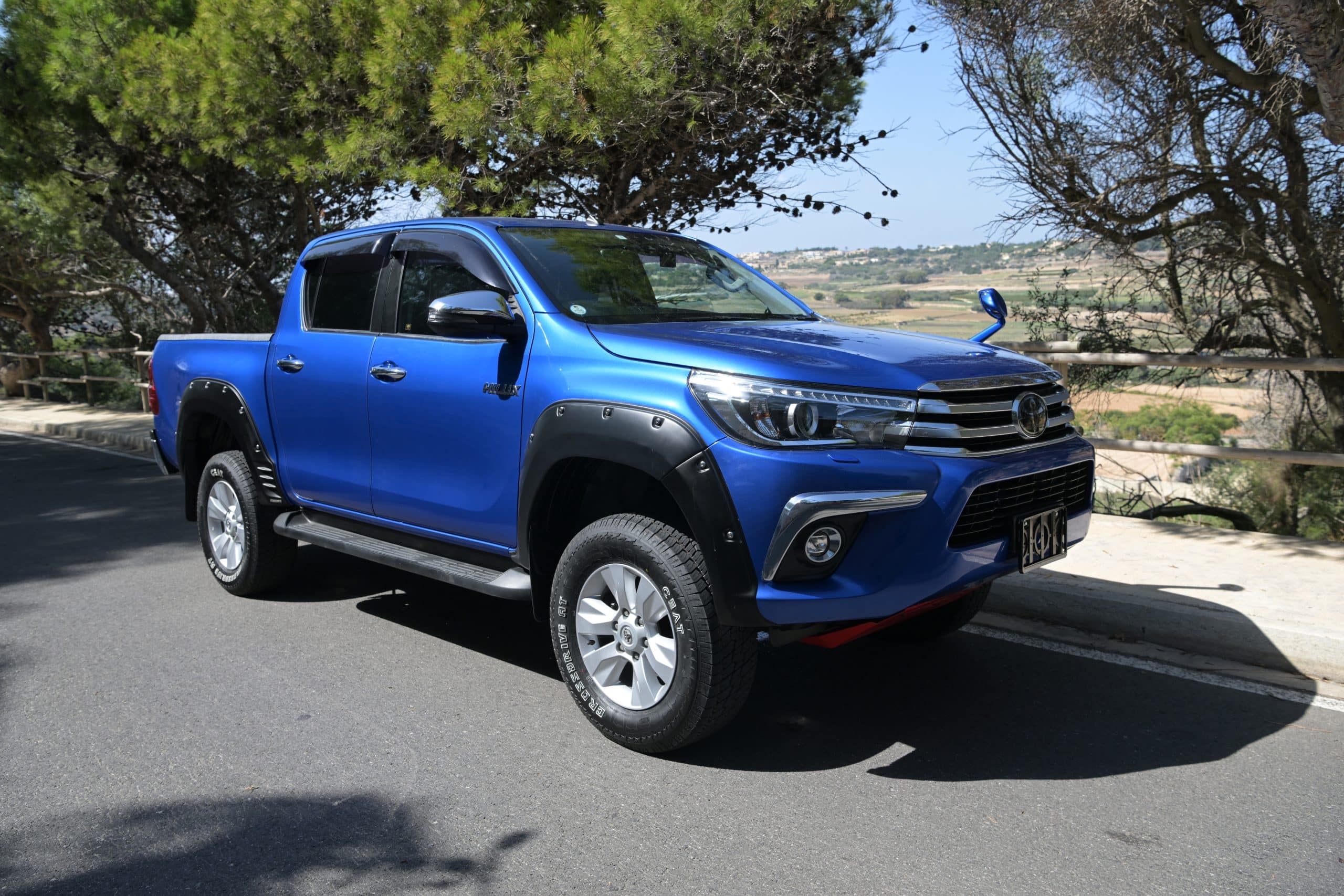 Toyota Hilux (Japan Import) - Ventur Auto Import