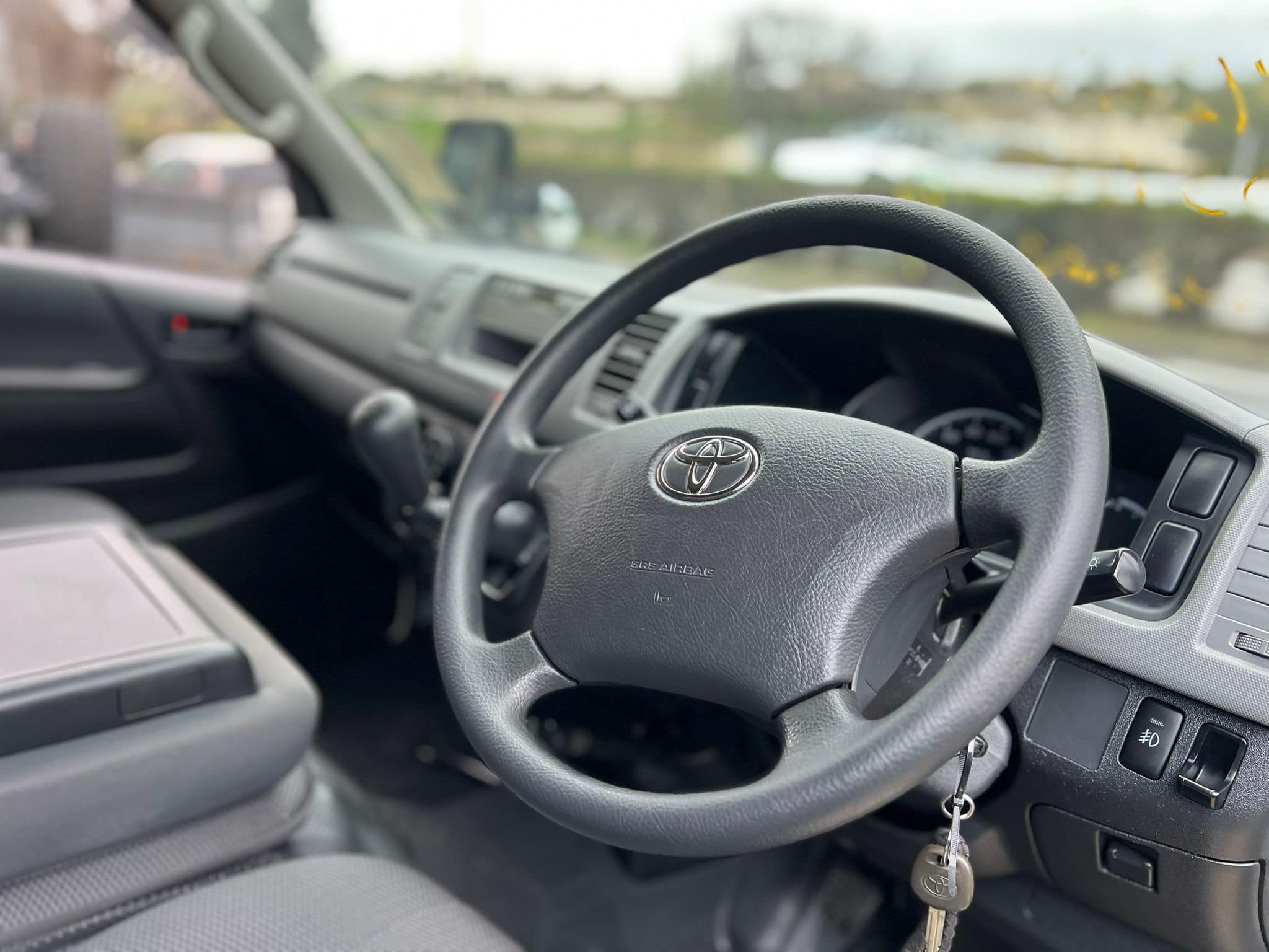 Toyota Hiace (Japan Import) - Ventur Auto Import